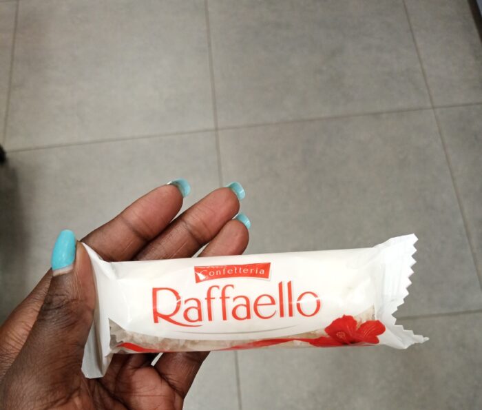 3 PIECES RAFFAELLO CHOCOLATE