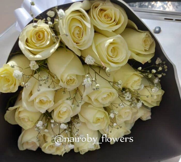 SIMPLE WHITE BOUQUET