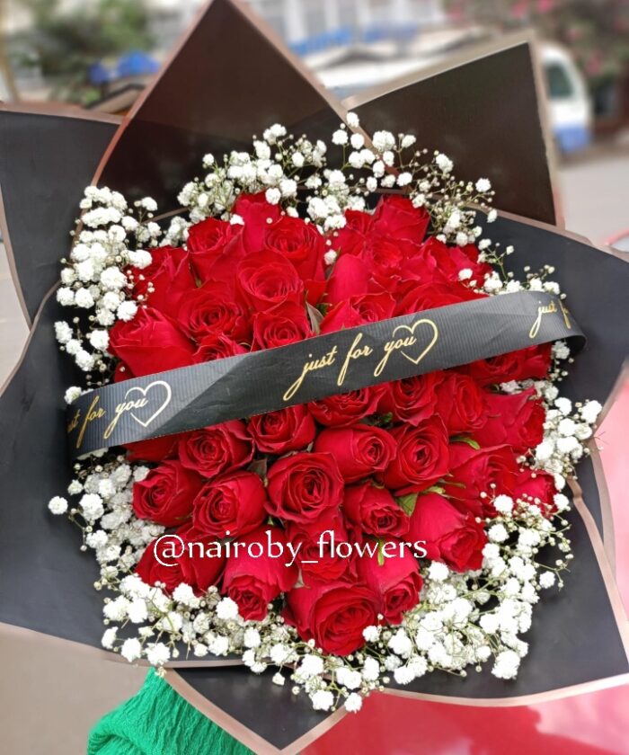 CITY GIRL RED ROSES BOUQUET
