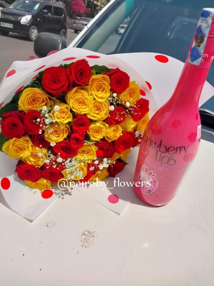 STRAWBERRY LIPS WINE & BOUQUET