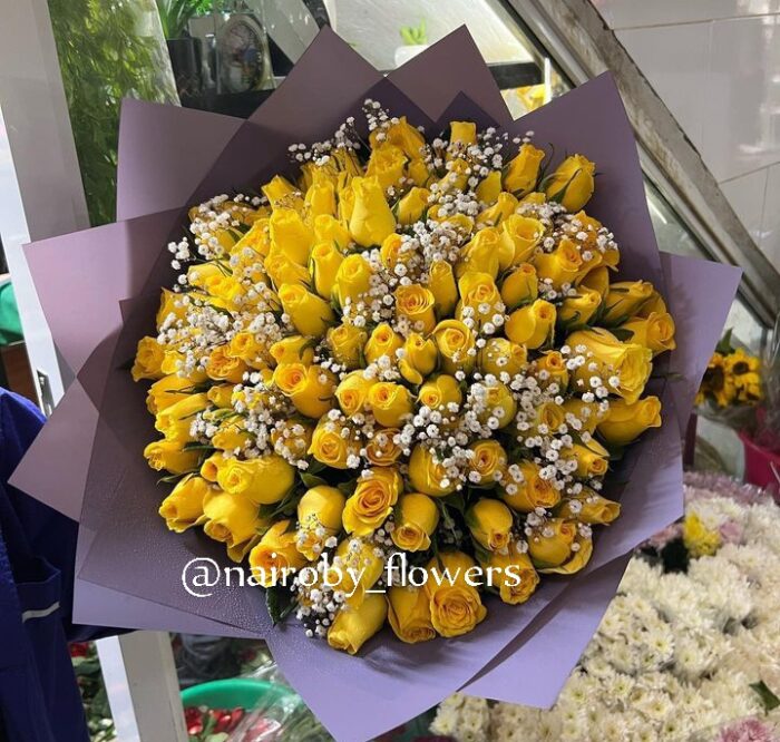 100 YELLOW MEGA BOUQUET WITH BABY BREATH
