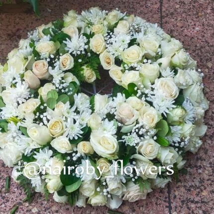 WHITE THEME WREATH