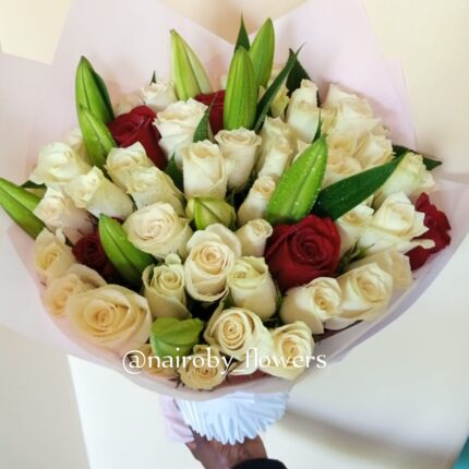 MAJESTY & LOVE BOUQUET
