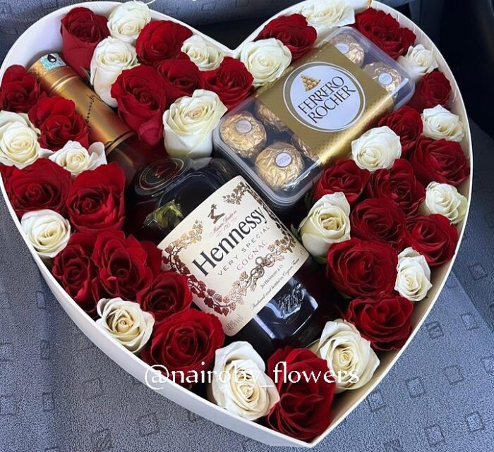 HENNESSY, FERRERO CHOCOLATES & ROSES HEART BOX