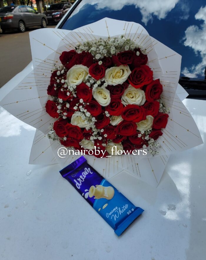 LOVE FALLS BOUQUET COMBO
