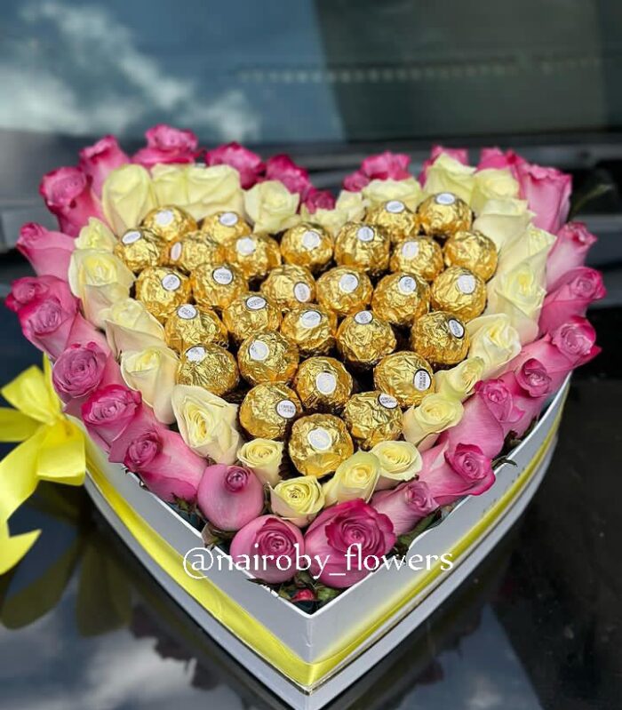 YUMMY HEART BOX & 30 FERRERO CHOCOLATES