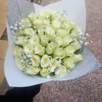 WHITE MORNING STAR BOUQUET
