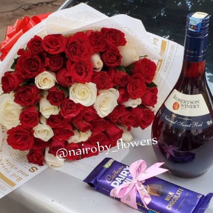 ROBERTSON RED WINE, CHOCOLATES & BOUQUET