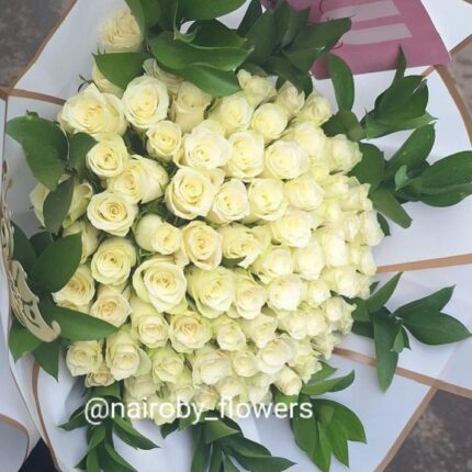 SPECIAL WHITES BOUQUET