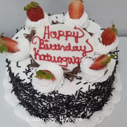 SWEET HALF KG BLACK FOREST CAKE