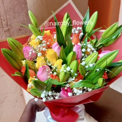 HARMONIOUS LILIES & ROSES BOUQUET