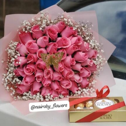 ENCHANTING LOVER CHOCOLATE & ROSES COMBO