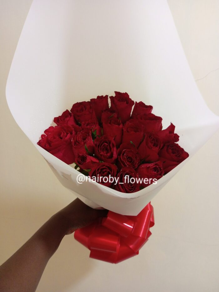 TWENTY LOVEABLE RED