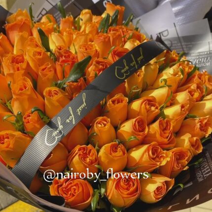 SWEET MELLOW ORANGE ROSES