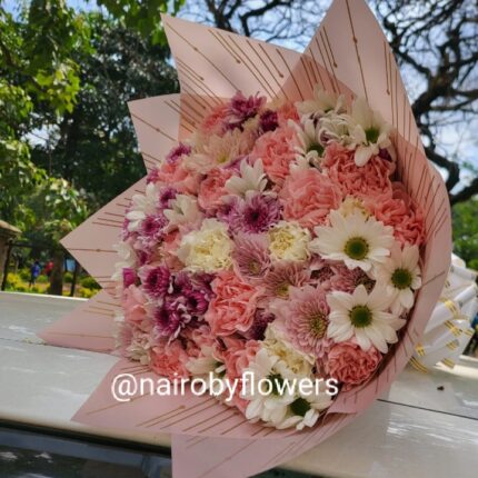 CHRYSANTHEMUMS & CARNATIONS BOUQUET