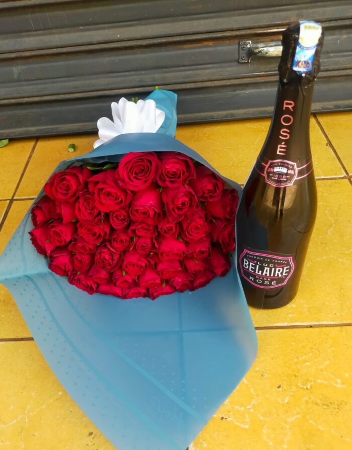 BELAIRE ROSÉ CHAMPAGNE & 40 RED ROSES