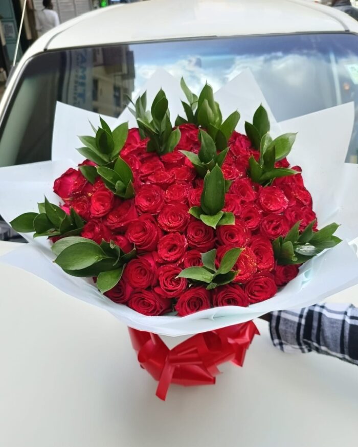 60 RED ROSES & GREEN FILLERS