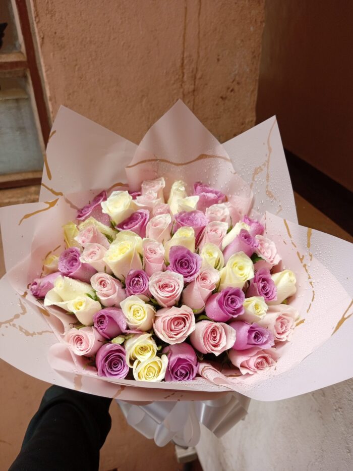 SWEET NEUTRALS ROSES