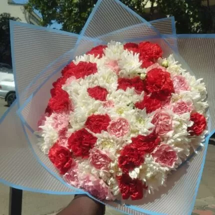 CARNATIONS & CHRYSANTHEMUMS BOUQUET