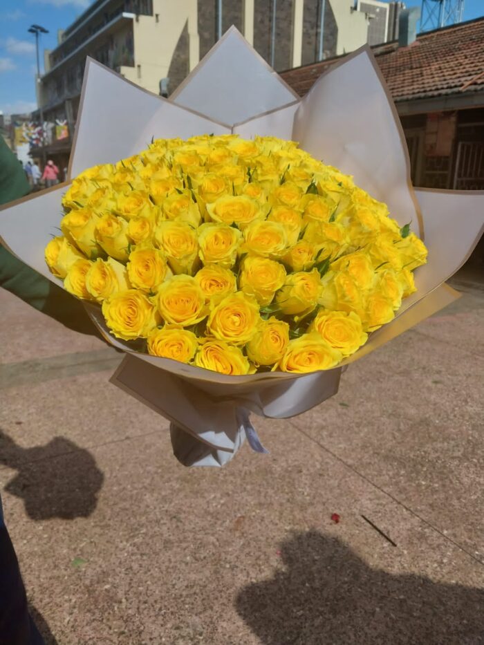 80 YELLOW ROSES
