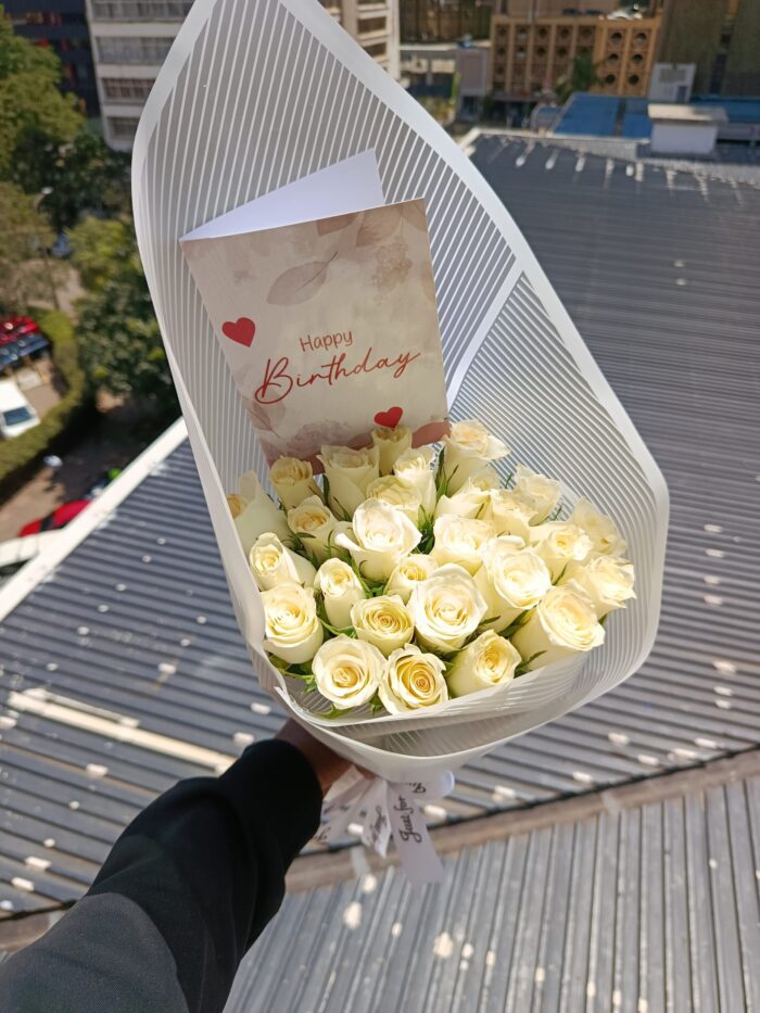 WHITE SERENITY ROSES