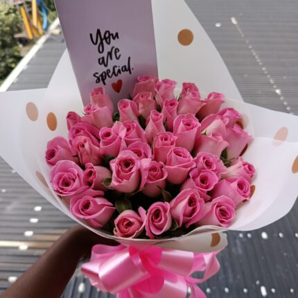 MYSTICAL PINK ROSES
