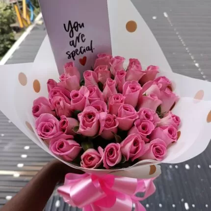 MYSTICAL PINK ROSES