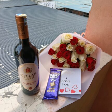 CELLAR CASK WINE, CHOCOLATE & ROSES COMBO