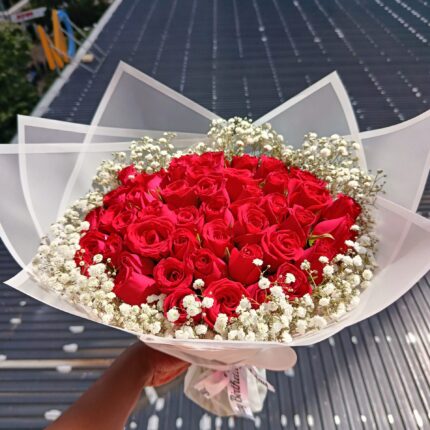 FULL BLOWN LOVE BOUQUET