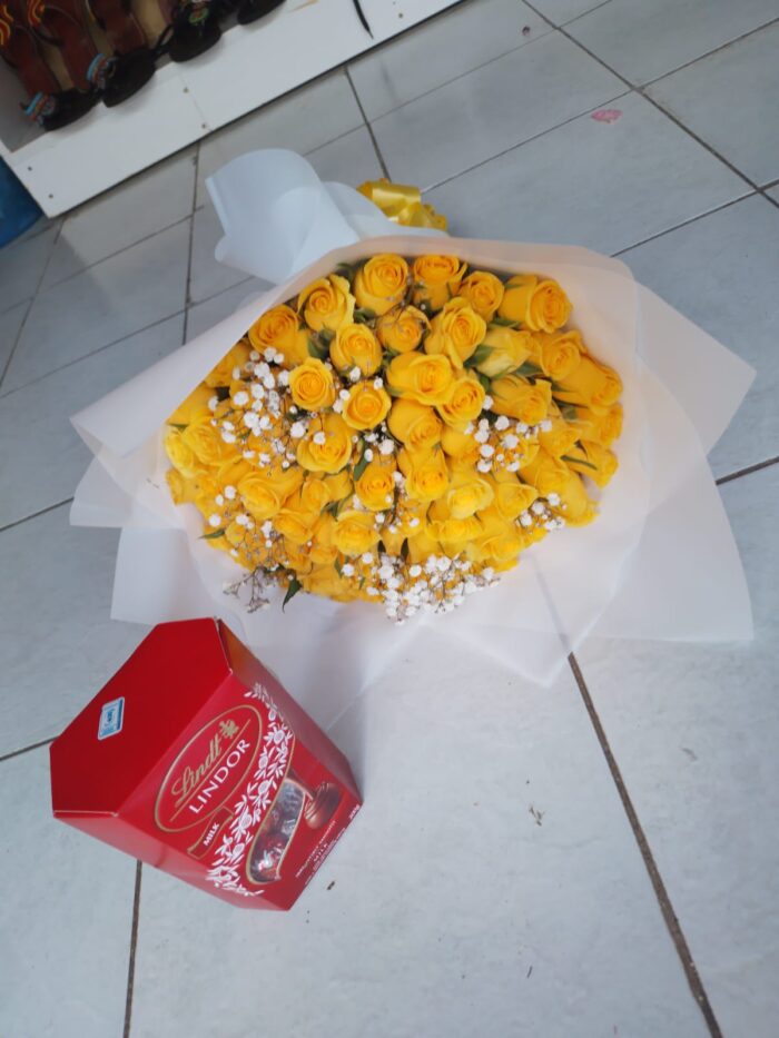 LINDT CHOCOLATE WITH 60 YELLOW ROSES