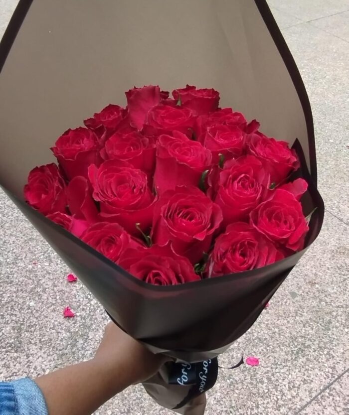A LOVER'S HUB
