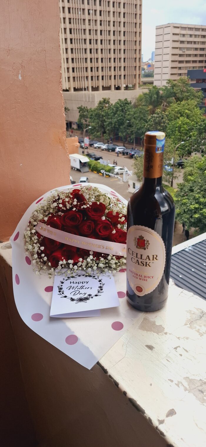 CELLAR CASK WINE & RED LOVE BOUQUET