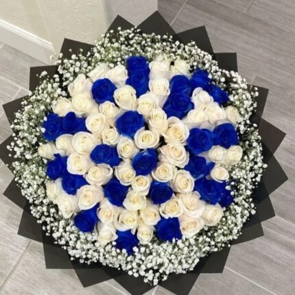 SWEET BLUE & WHITE ROSES WITH BABY BREATH RIMBA