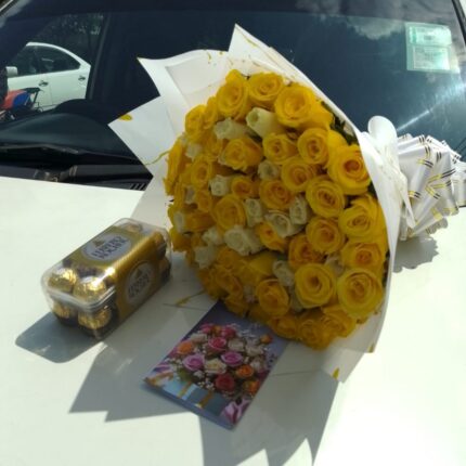 50 COLORFUL ROSES & 16 FERRERO CHOCOLATES