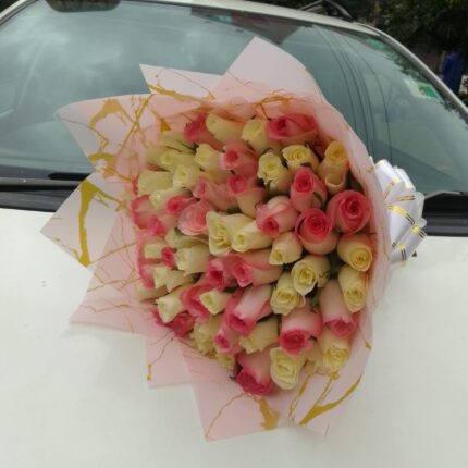STRONG LOVE BOUQUET