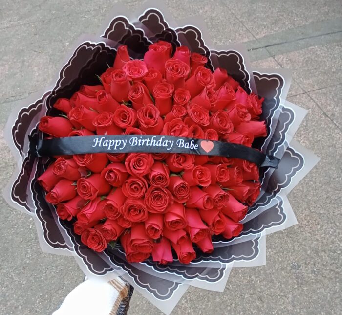 100 ROSES WITH CUSTOMISED RIBBON