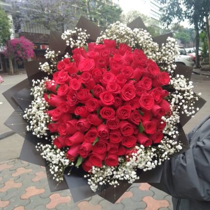 80 ROSES & BABY BREATH RIM