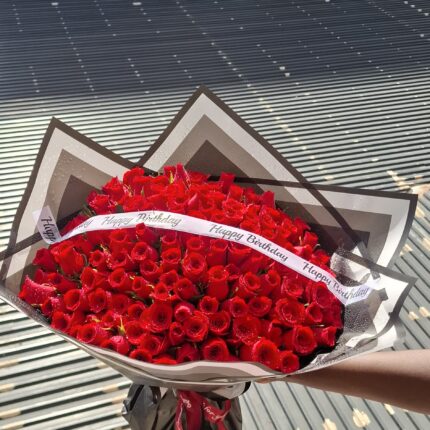 100 ROSES & CUSTOMISED RIBBON