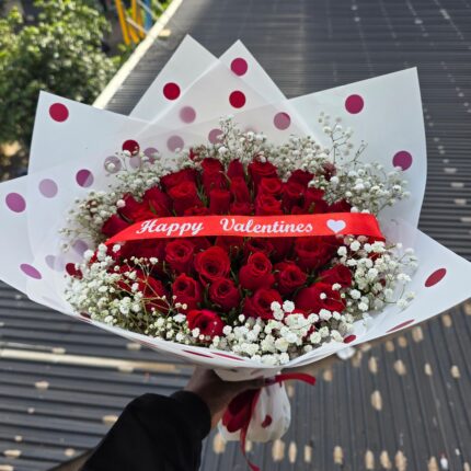 40 RED VALENTINE'S ROSES