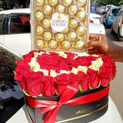 24 FERRERO CHOCOLATES & LOVE BOX